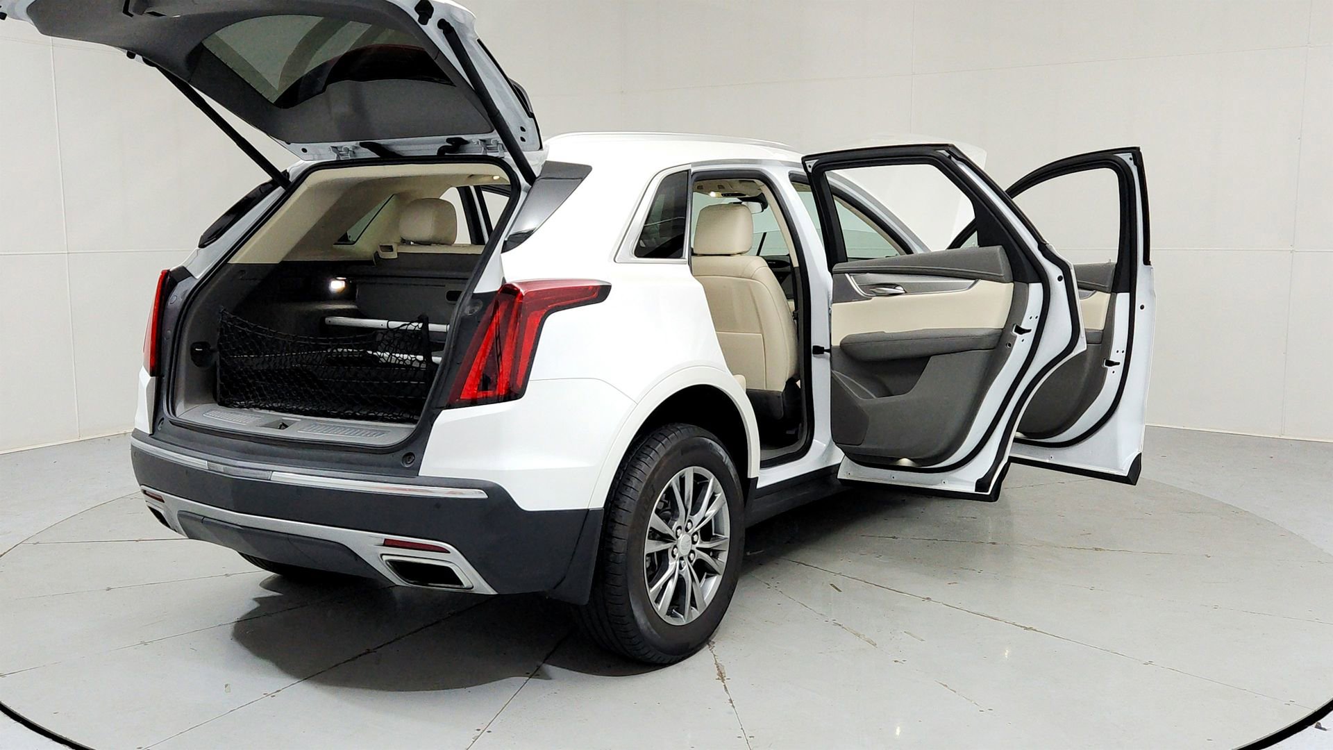 Certified 2023 Cadillac XT5 Premium Luxury AWD/4WD image 10