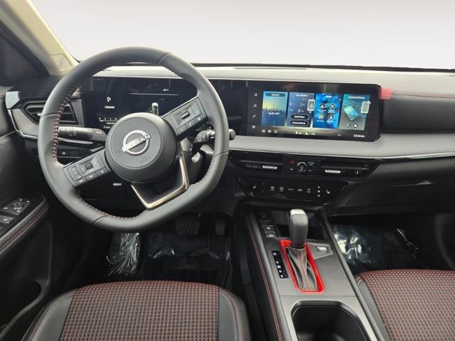 New 2026 Nissan Kicks SR w/ SR Premium Package AWD/4WD image 13