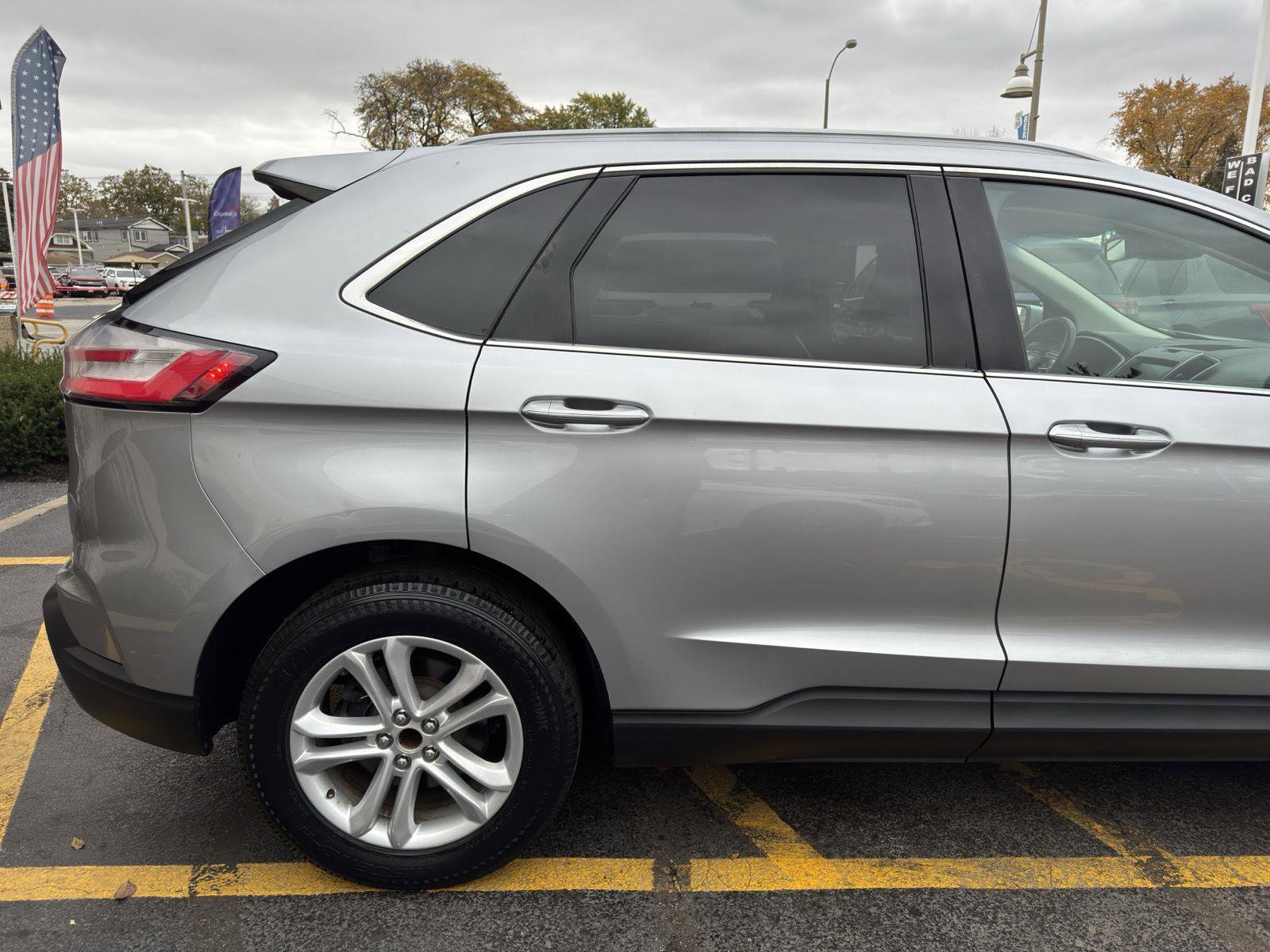 Used 2020 Ford Edge SEL image 10