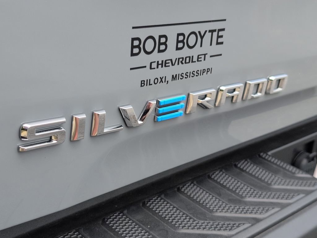 New 2025 Chevrolet Silverado EV LT AWD/4WD image 10