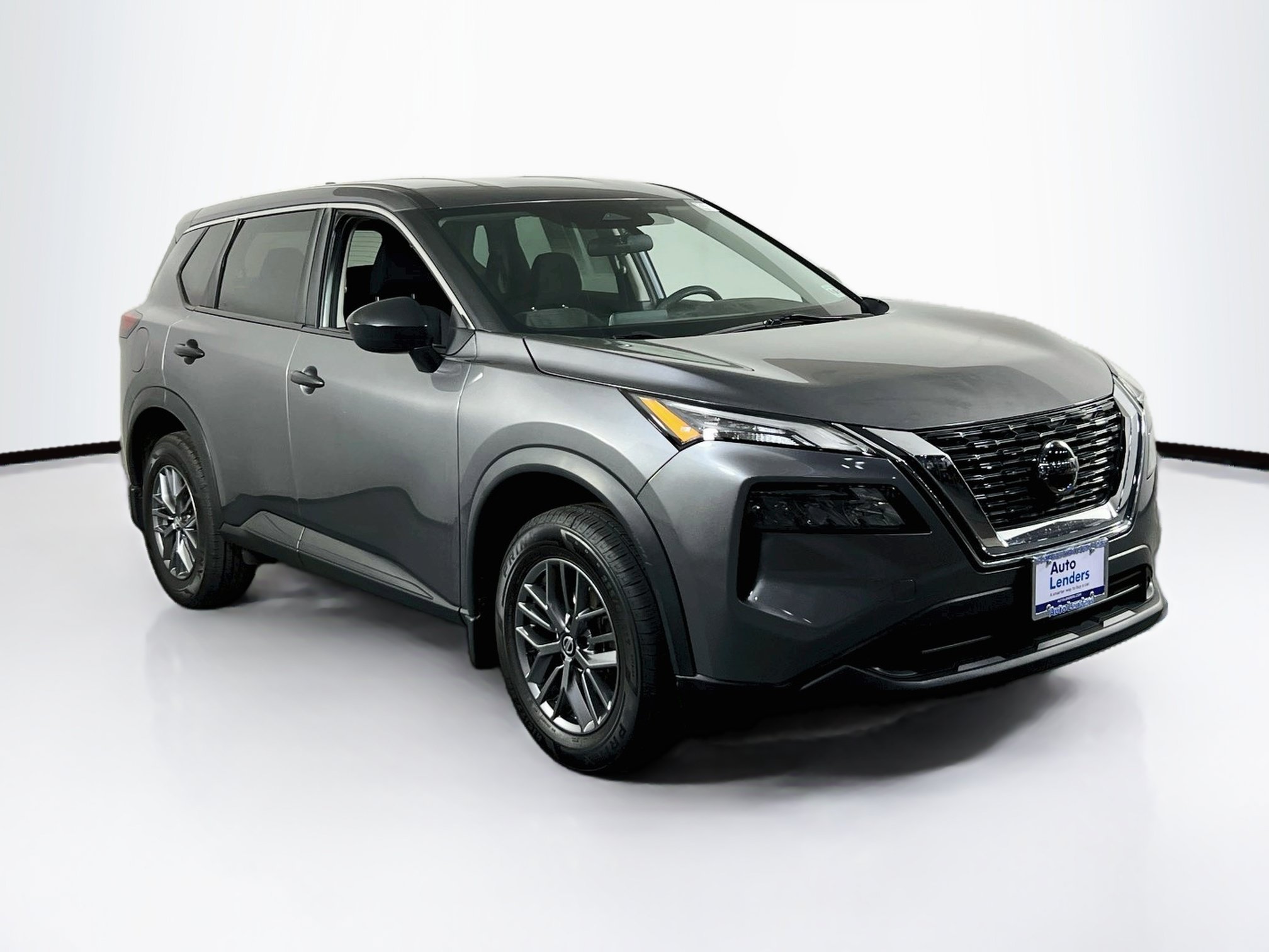 Used 2021 Nissan Rogue S AWD/4WD image 3