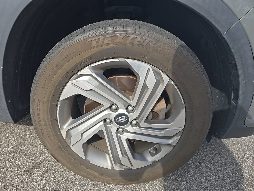 Used 2023 Hyundai Santa Fe SEL FWD image 12