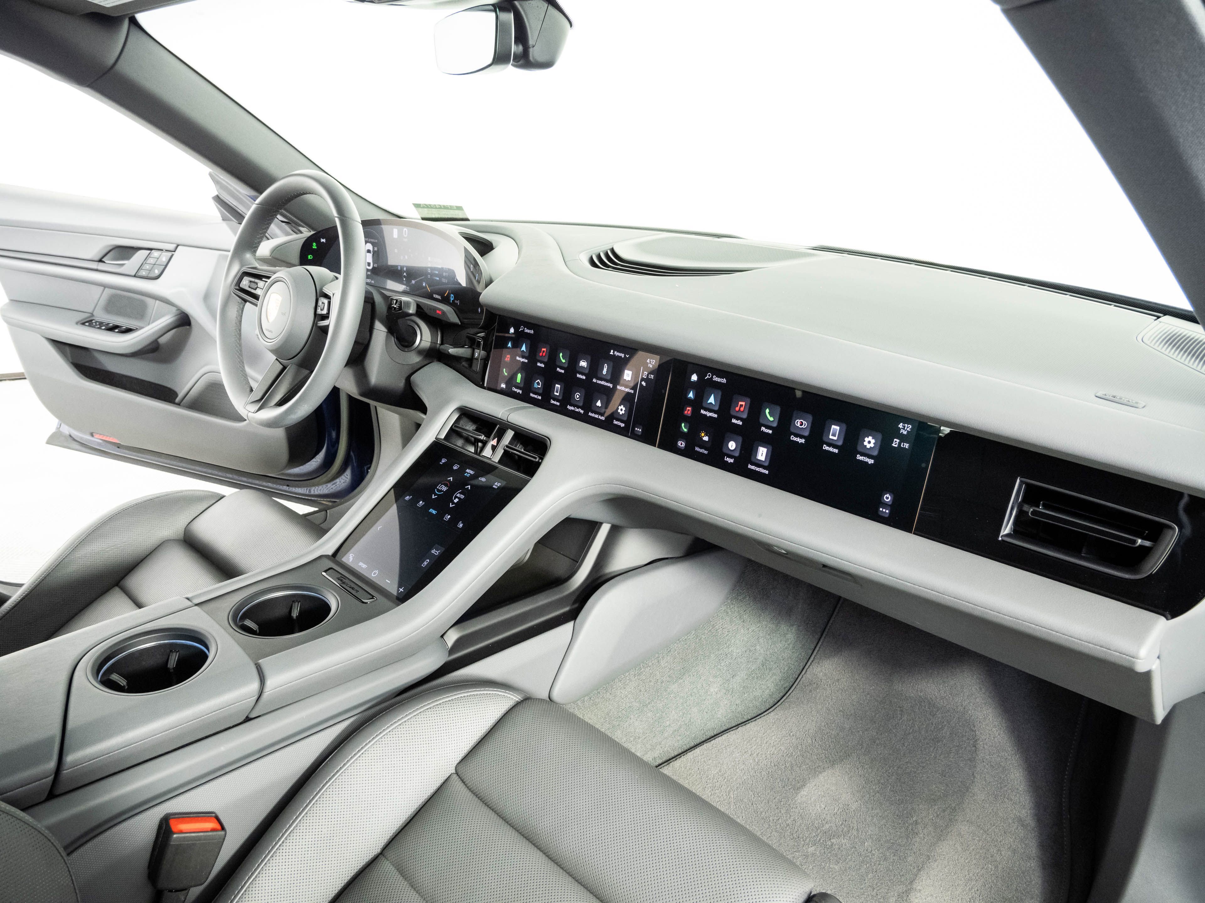 Certified 2023 Porsche Taycan RWD image 25