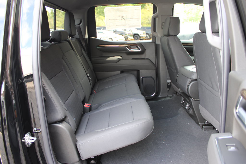 New 2026 Chevrolet Silverado 1500 LT w/ Safety Package AWD/4WD image 45