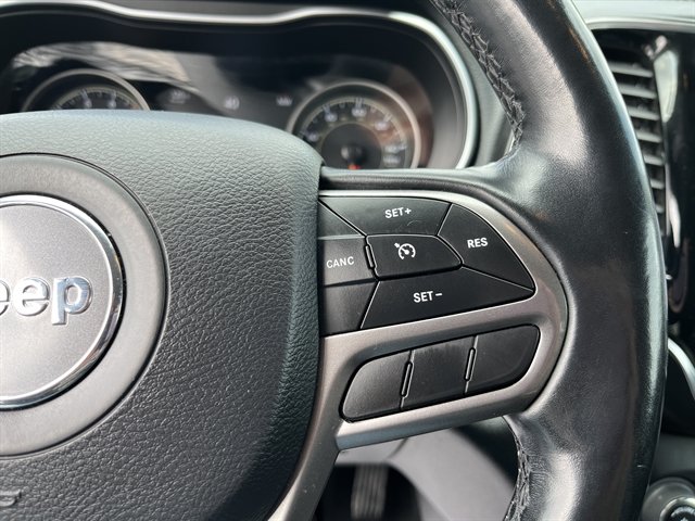Used 2020 Jeep Cherokee Limited AWD/4WD image 24