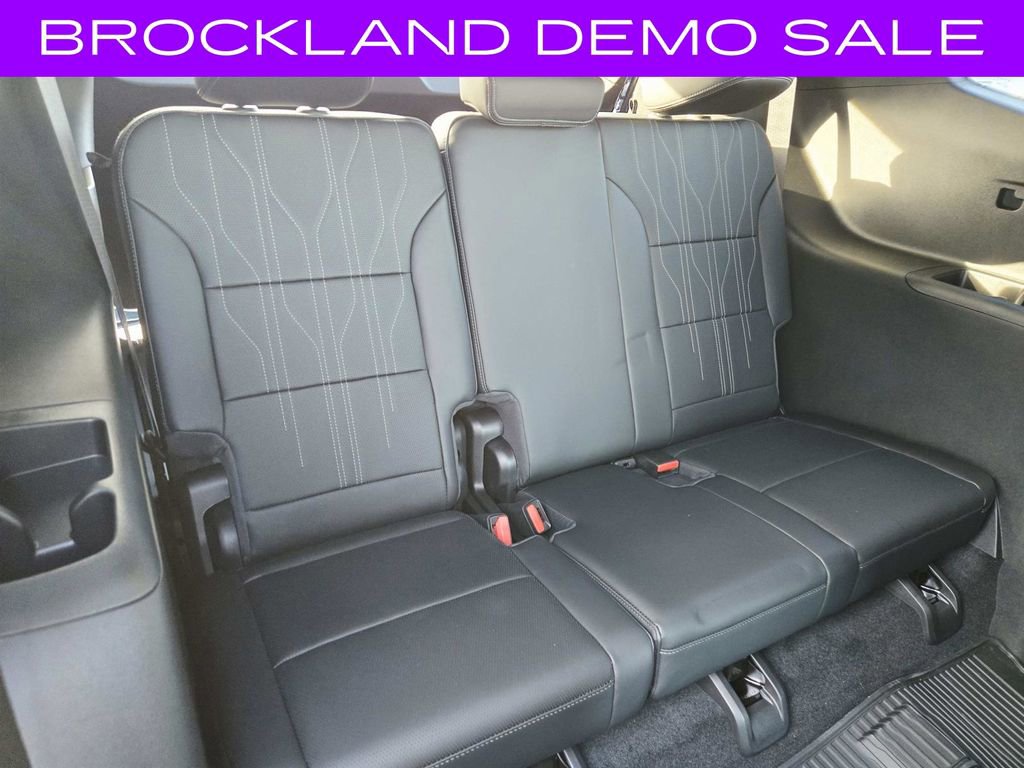 New 2026 Buick Enclave Avenir w/ Super Cruise Package image 16