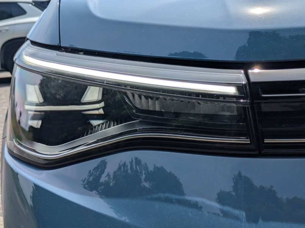 New 2026 Volkswagen Taos S FWD image 10