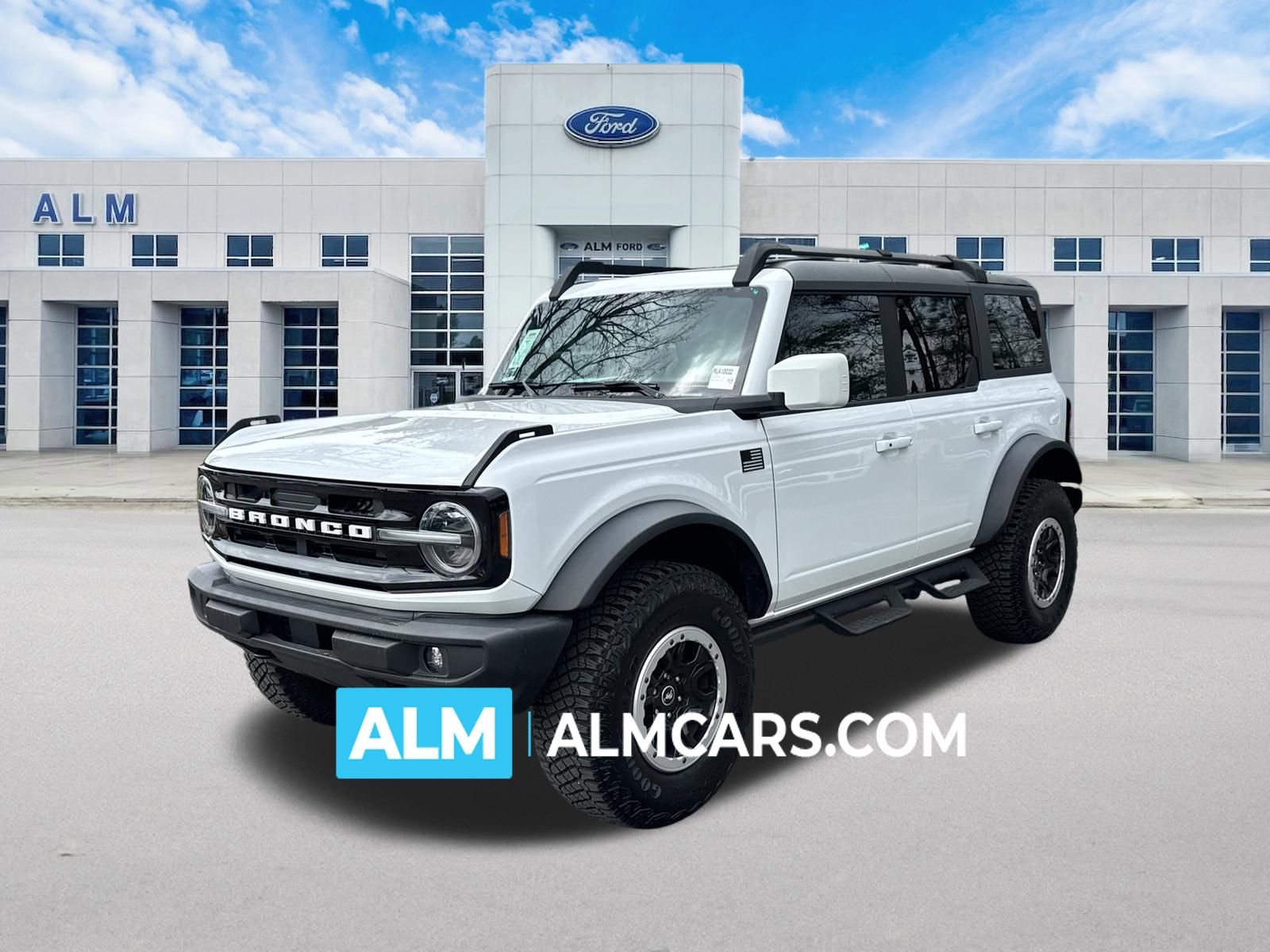 Used 2024 Ford Bronco Outer Banks w/ Sasquatch Package image 1