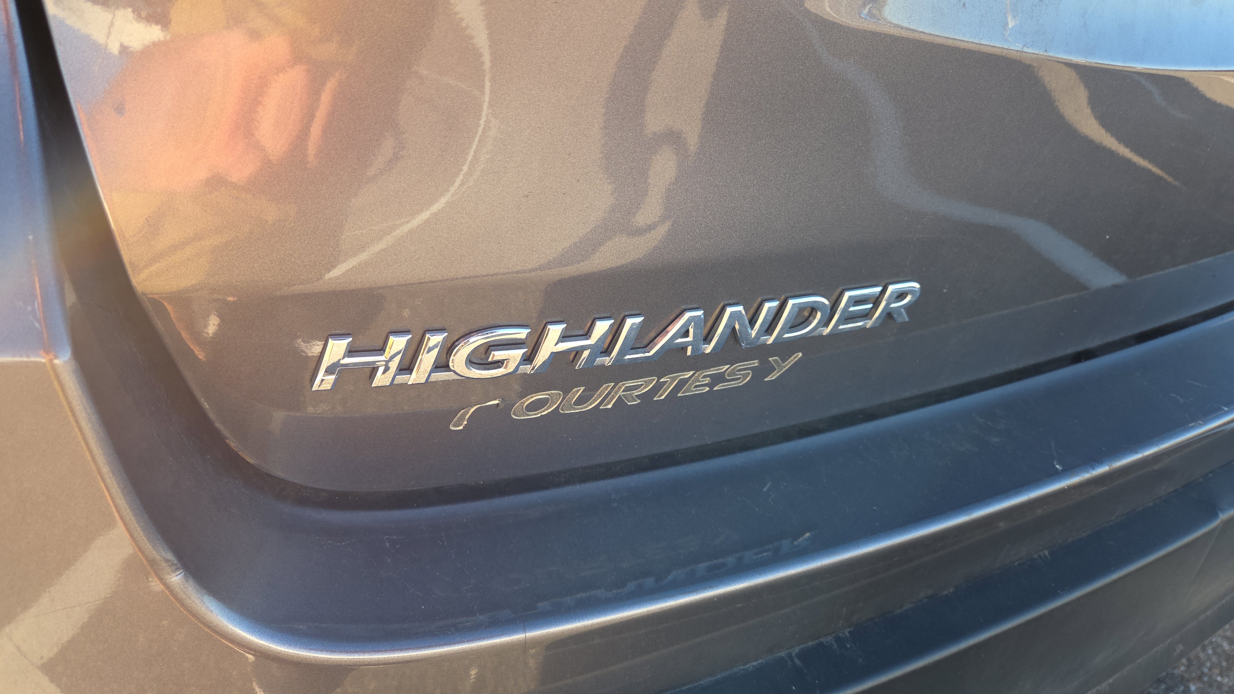 Used 2019 Toyota Highlander LE image 5