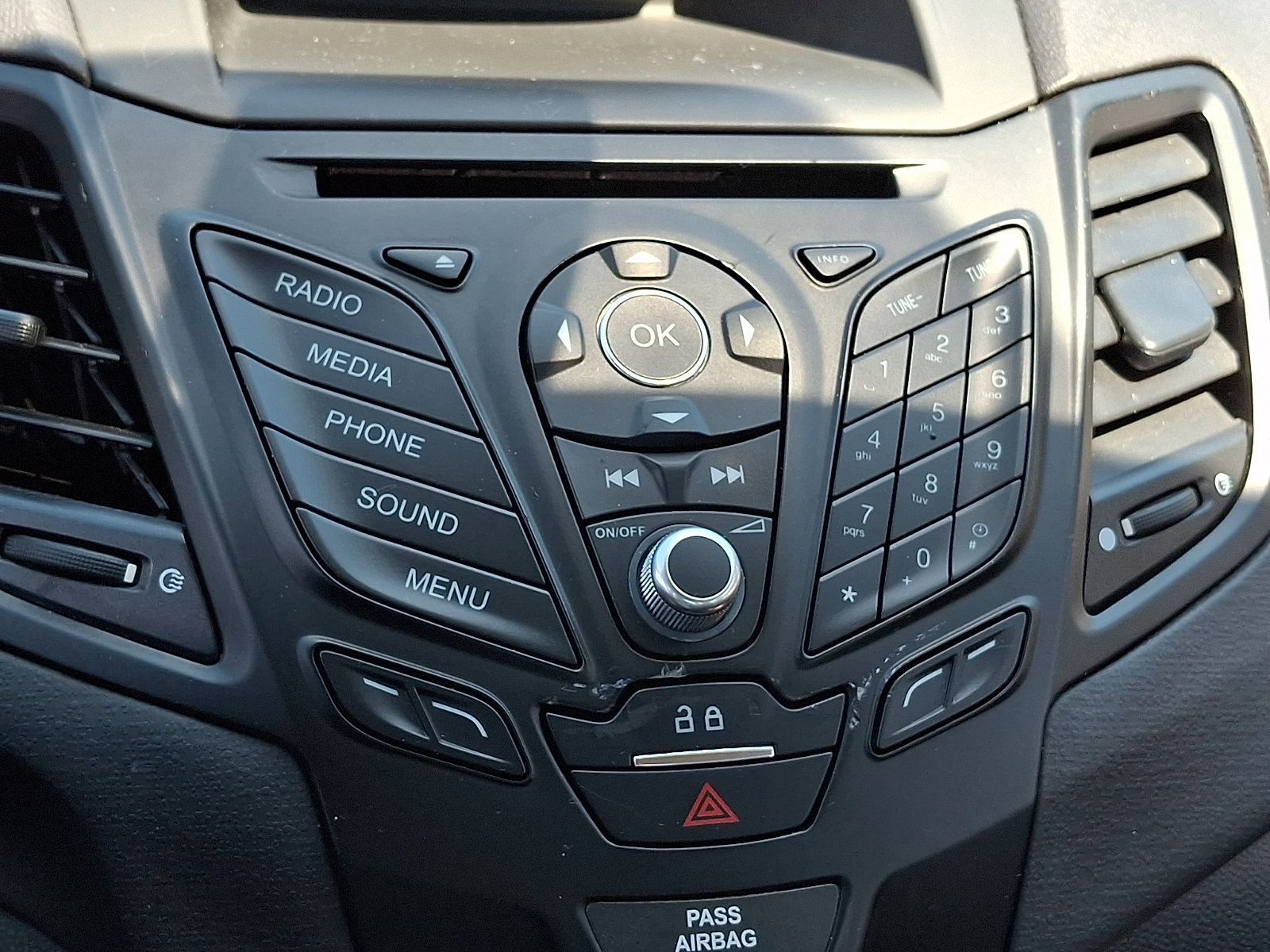 Used 2019 Ford Fiesta SE w/ Cold Weather Package FWD image 15