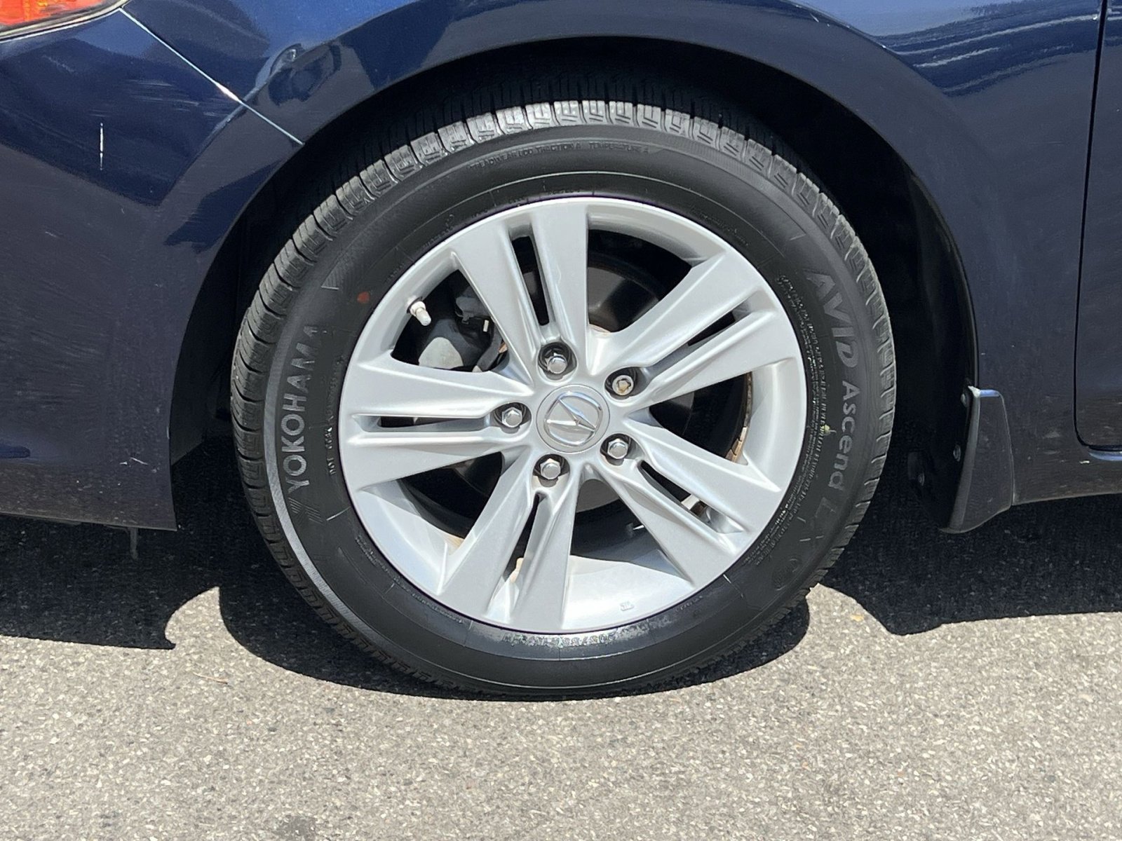 Used 2013 Acura ILX Hybrid w/ Technology Package image 13