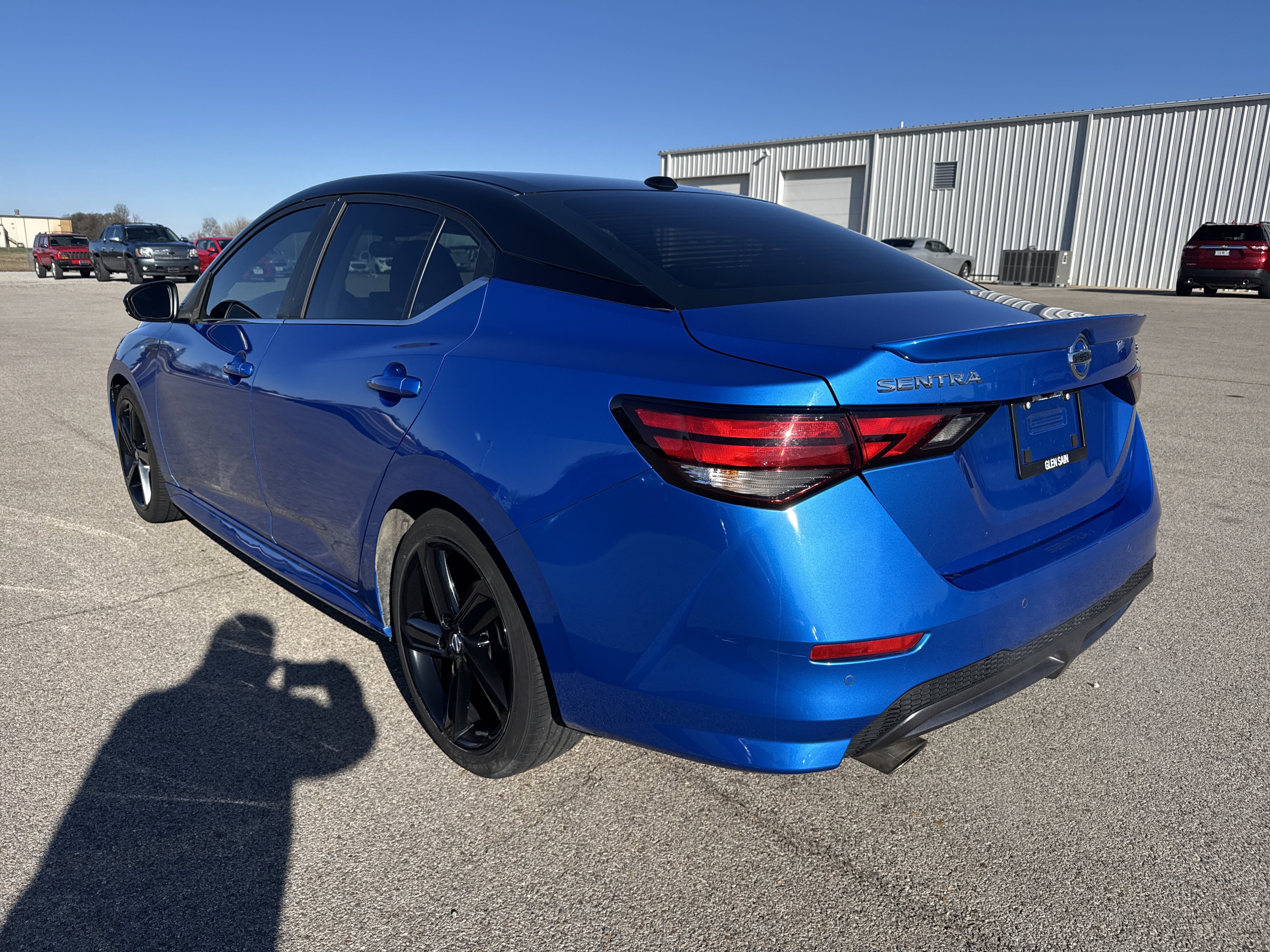 Used 2021 Nissan Sentra SR image 3