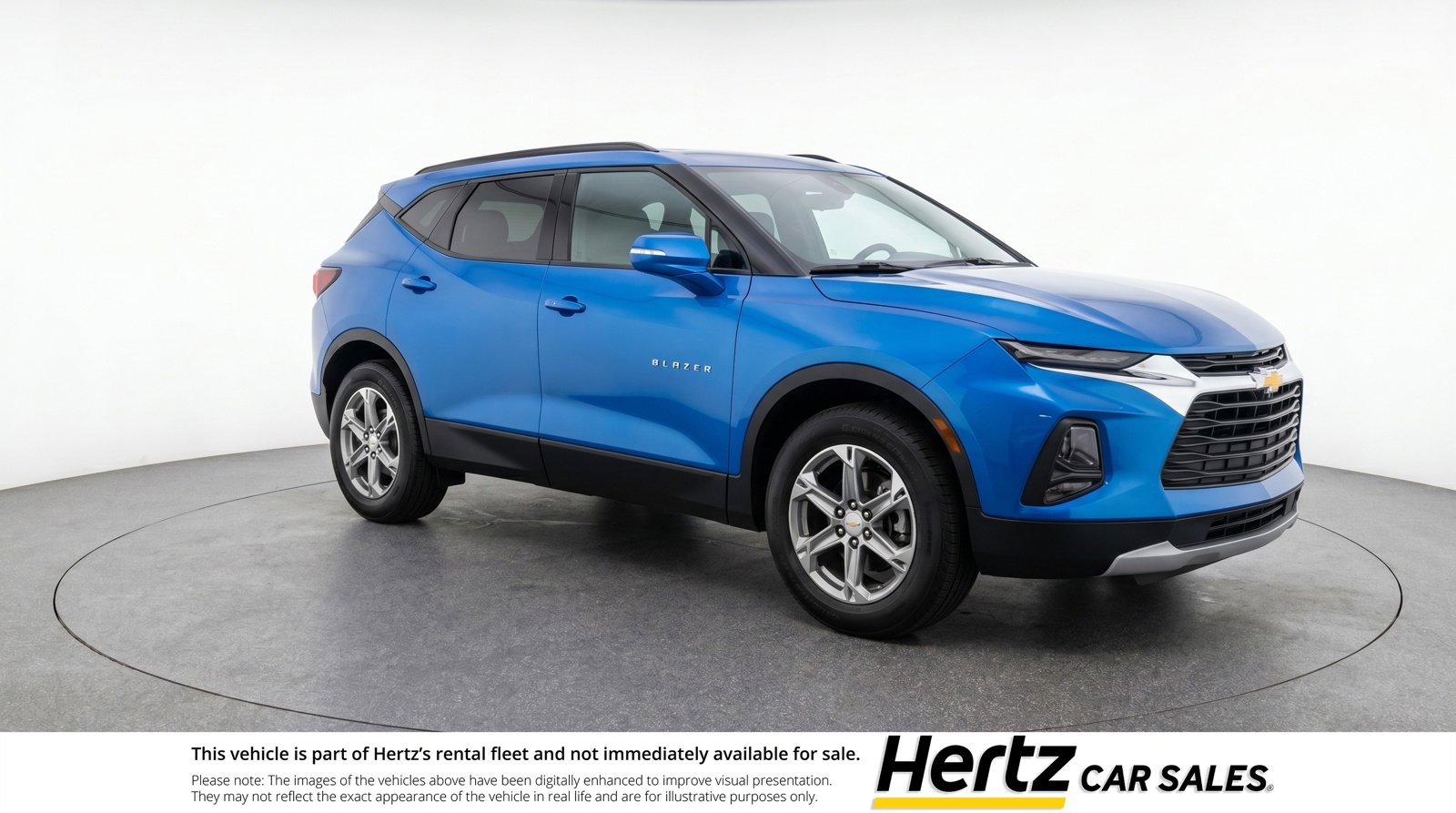 Used 2025 Chevrolet Blazer LT FWD image 1