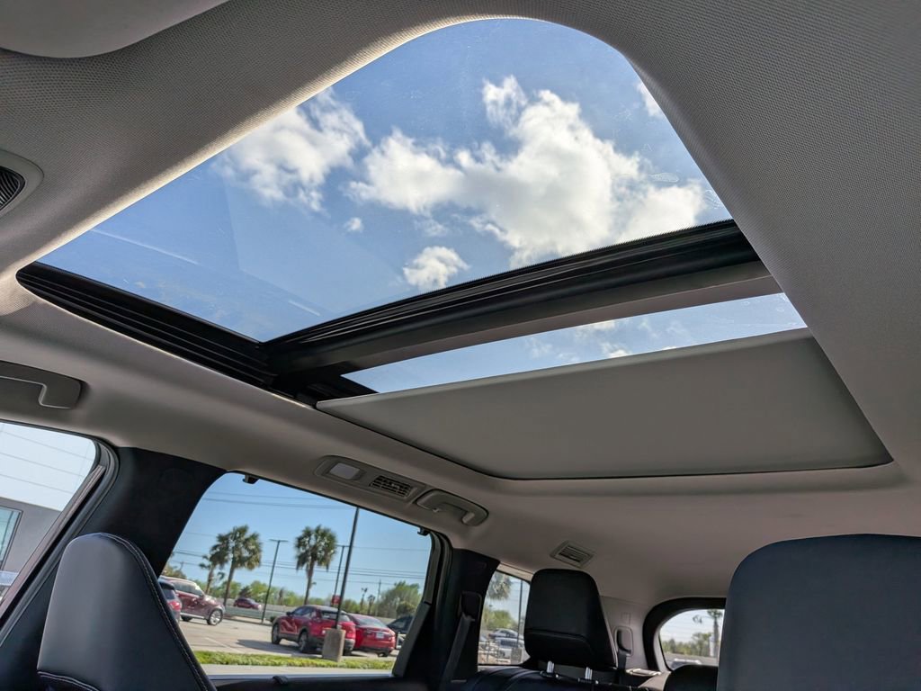 Used 2024 INFINITI QX60 Luxe w/ Performance Audio Package image 25