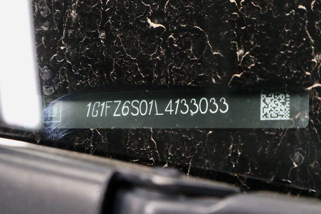 Used 2020 Chevrolet Bolt Premier w/ Infotainment Package image 32