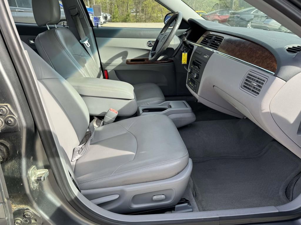 Used 2005 Buick LaCrosse CXL w/ Gold Convenience Package image 12