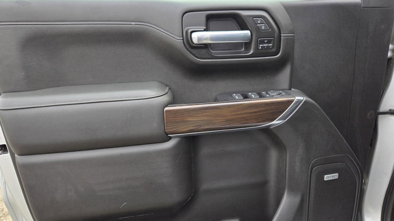 Used 2022 GMC Sierra 1500 SLT w/ SLT Premium Plus Package image 18