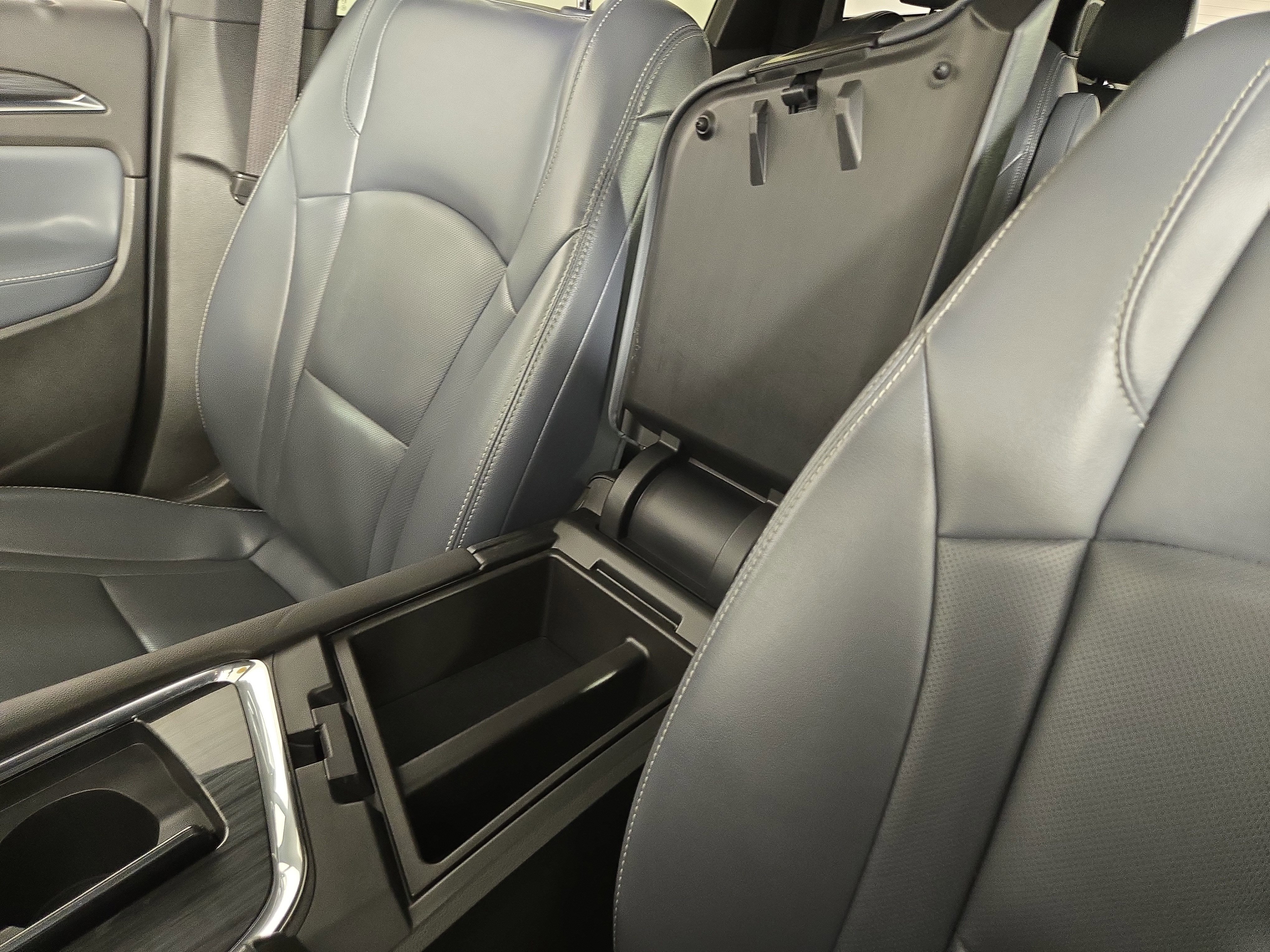 Certified 2023 Buick Enclave Essence image 31