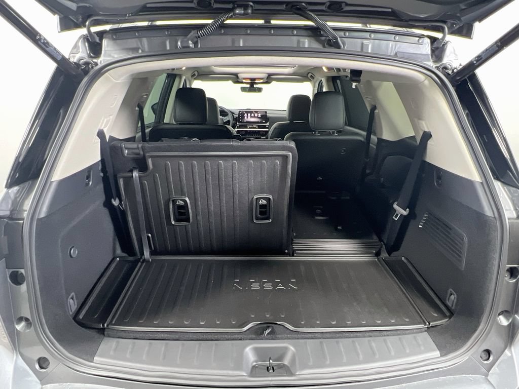 New 2026 Nissan Pathfinder Platinum AWD/4WD image 25