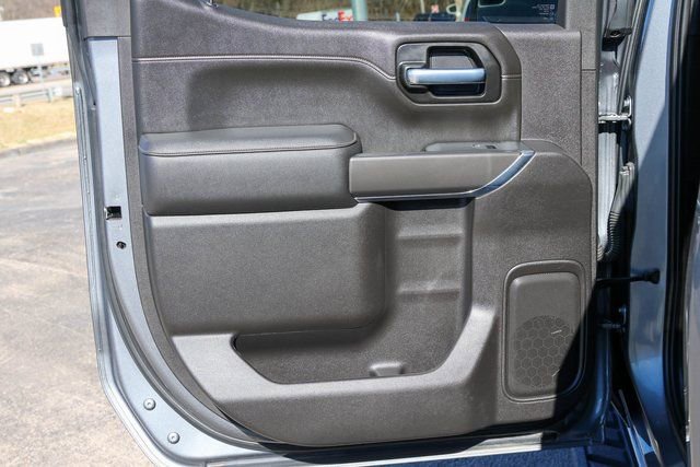 Used 2021 GMC Sierra 1500 AT4 w/ AT4 Preferred Package image 16