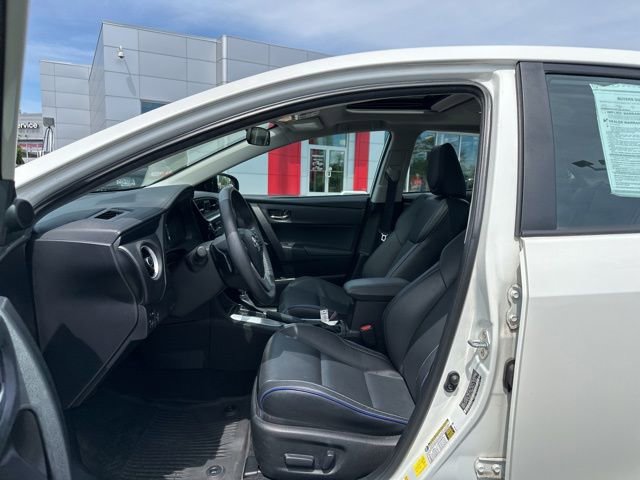 Used 2018 Toyota Corolla XSE FWD image 8