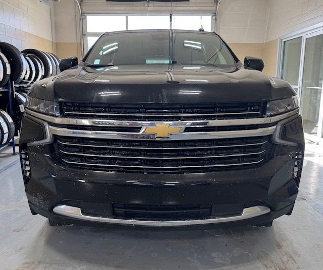 Used 2023 Chevrolet Tahoe LT image 3