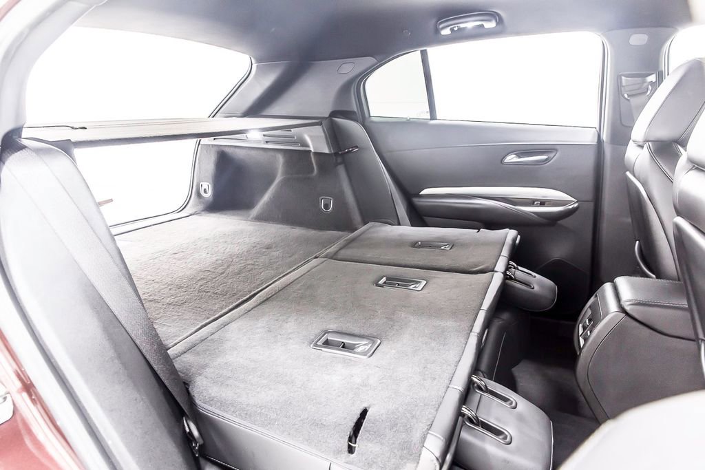 Used 2023 Cadillac XT4 Premium Luxury FWD image 37