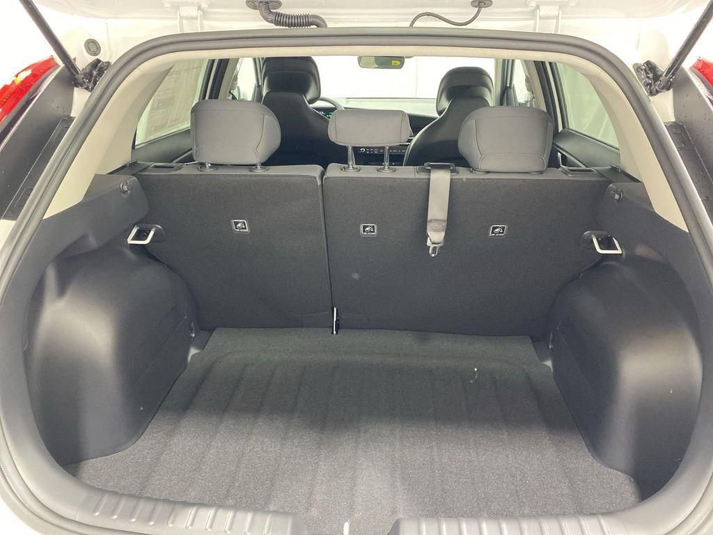 New 2026 Kia Niro LX FWD image 20