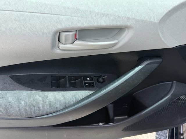 Used 2022 Toyota Corolla LE FWD image 11