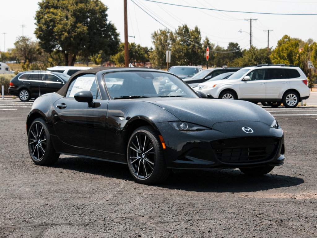 New 2025 MAZDA MX-5 Miata Grand Touring w/ Weather Package RWD image 3