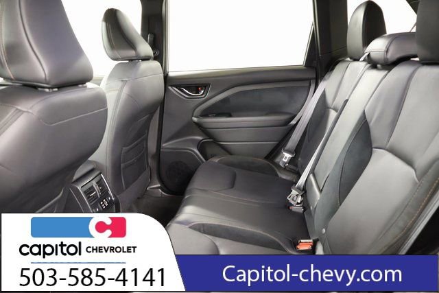Used 2025 Subaru Forester Touring image 30