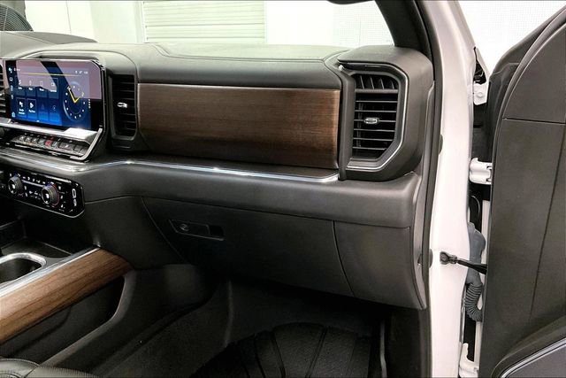 Used 2023 Chevrolet Silverado 1500 High Country w/ High Country Premium Package image 16