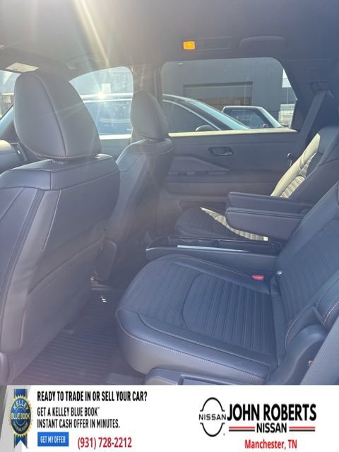Used 2025 Nissan Pathfinder Rock Creek image 12
