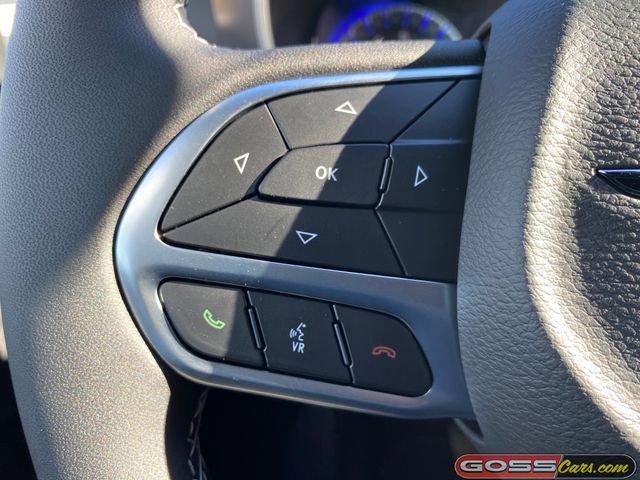 New 2026 Chrysler Pacifica Select FWD image 17