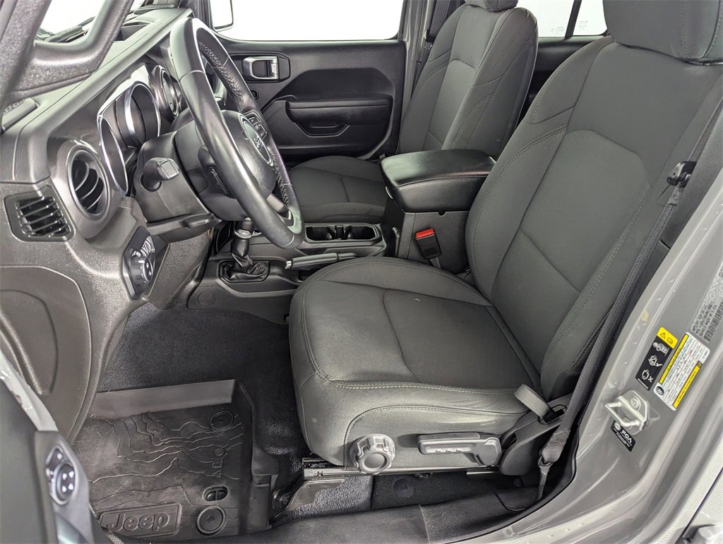 Used 2022 Jeep Gladiator Sport image 12