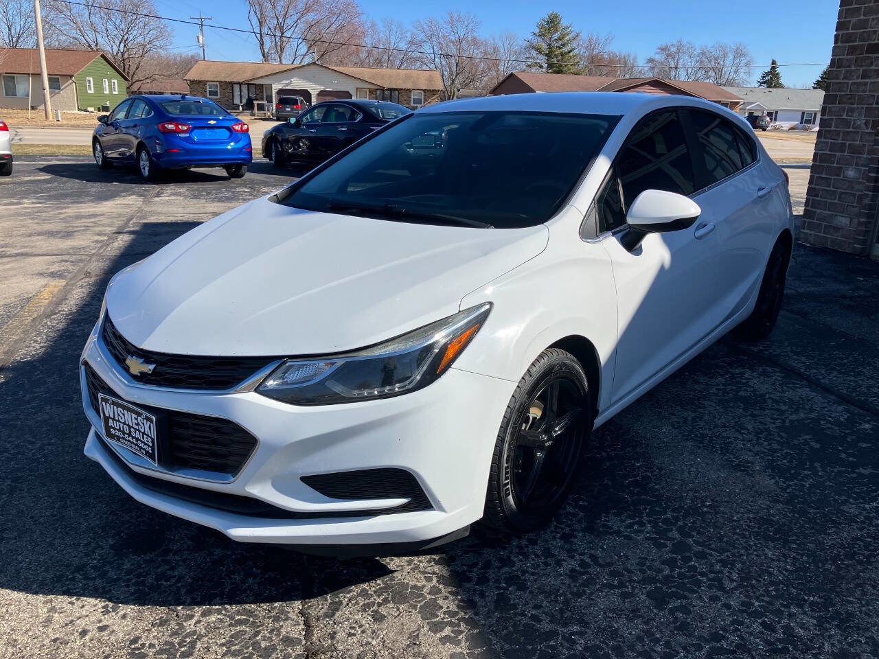 Used 2017 Chevrolet Cruze LT w/ Convenience Package FWD image 7