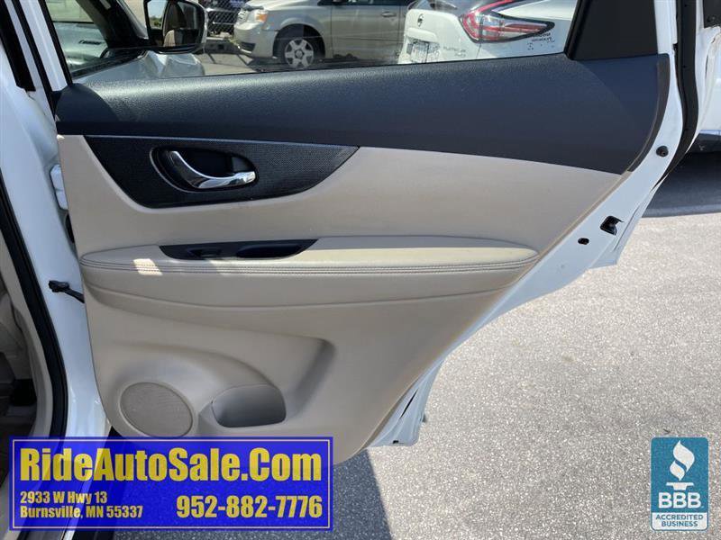 Used 2015 Nissan Rogue SL w/ SL Premium Package AWD/4WD image 15