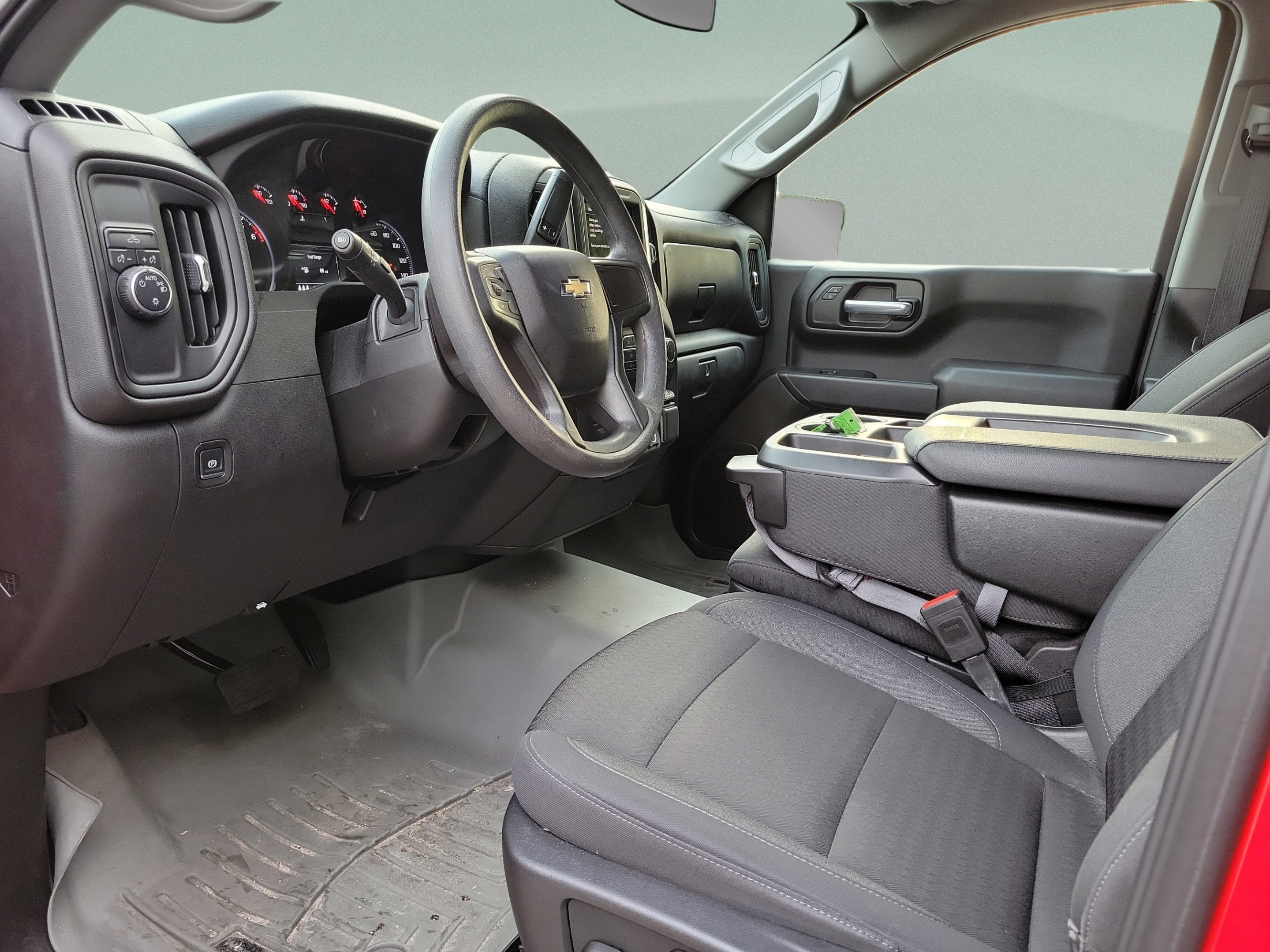 Used 2024 Chevrolet Silverado 1500 Custom w/ Turbomax Blackout Package RWD image 14