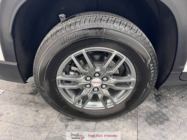 Used 2025 GMC Acadia Elevation image 17