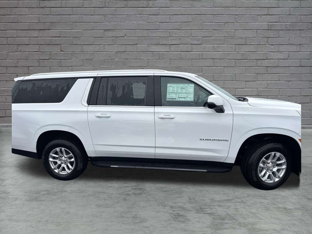New 2026 Chevrolet Suburban LT w/ Comfort Package AWD/4WD image 11