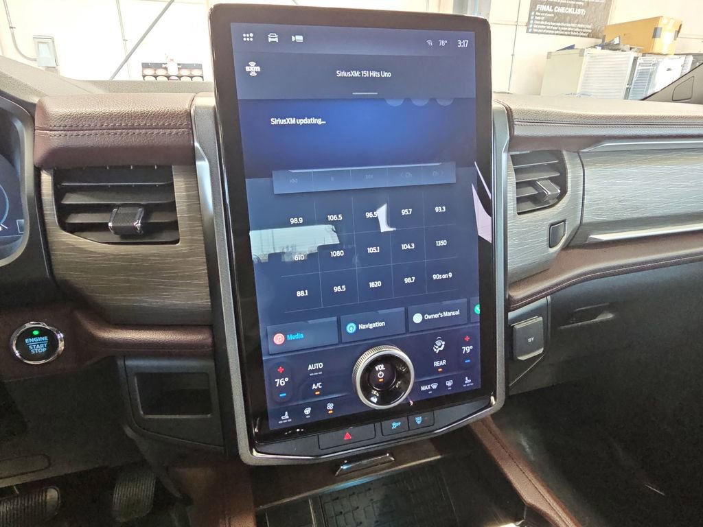 Used 2022 Ford Expedition Limited image 20