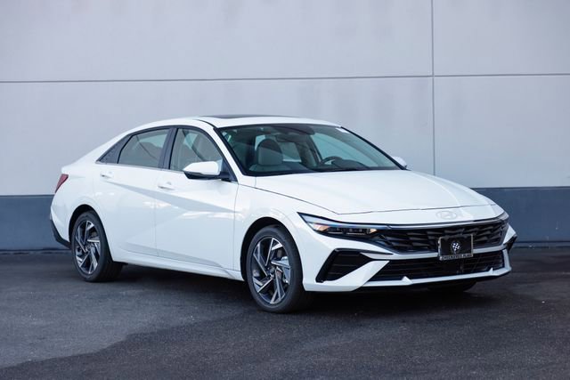 New 2025 Hyundai Elantra Limited