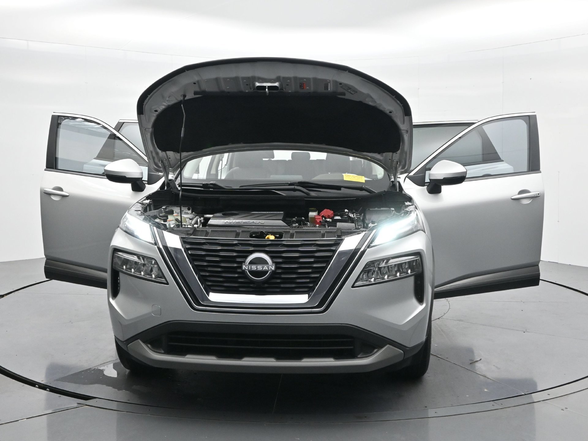 Used 2023 Nissan Rogue SV FWD image 40