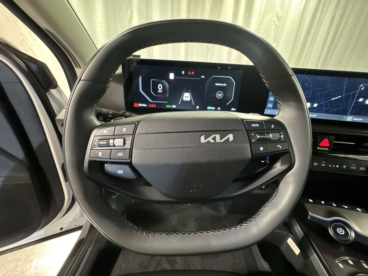 New 2025 Kia EV6 Wind image 22