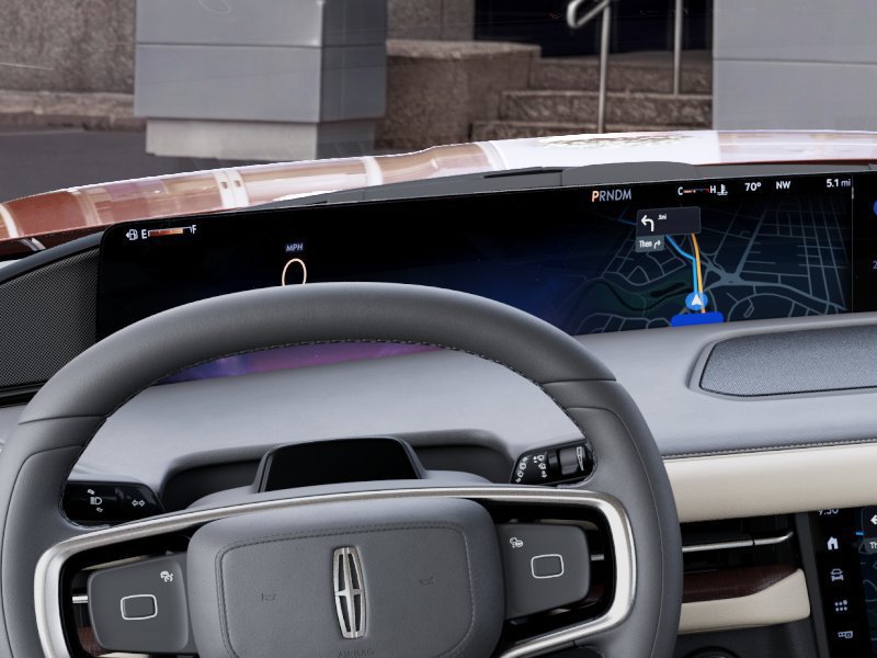 New 2027 Lincoln Navigator Reserve AWD/4WD image 13