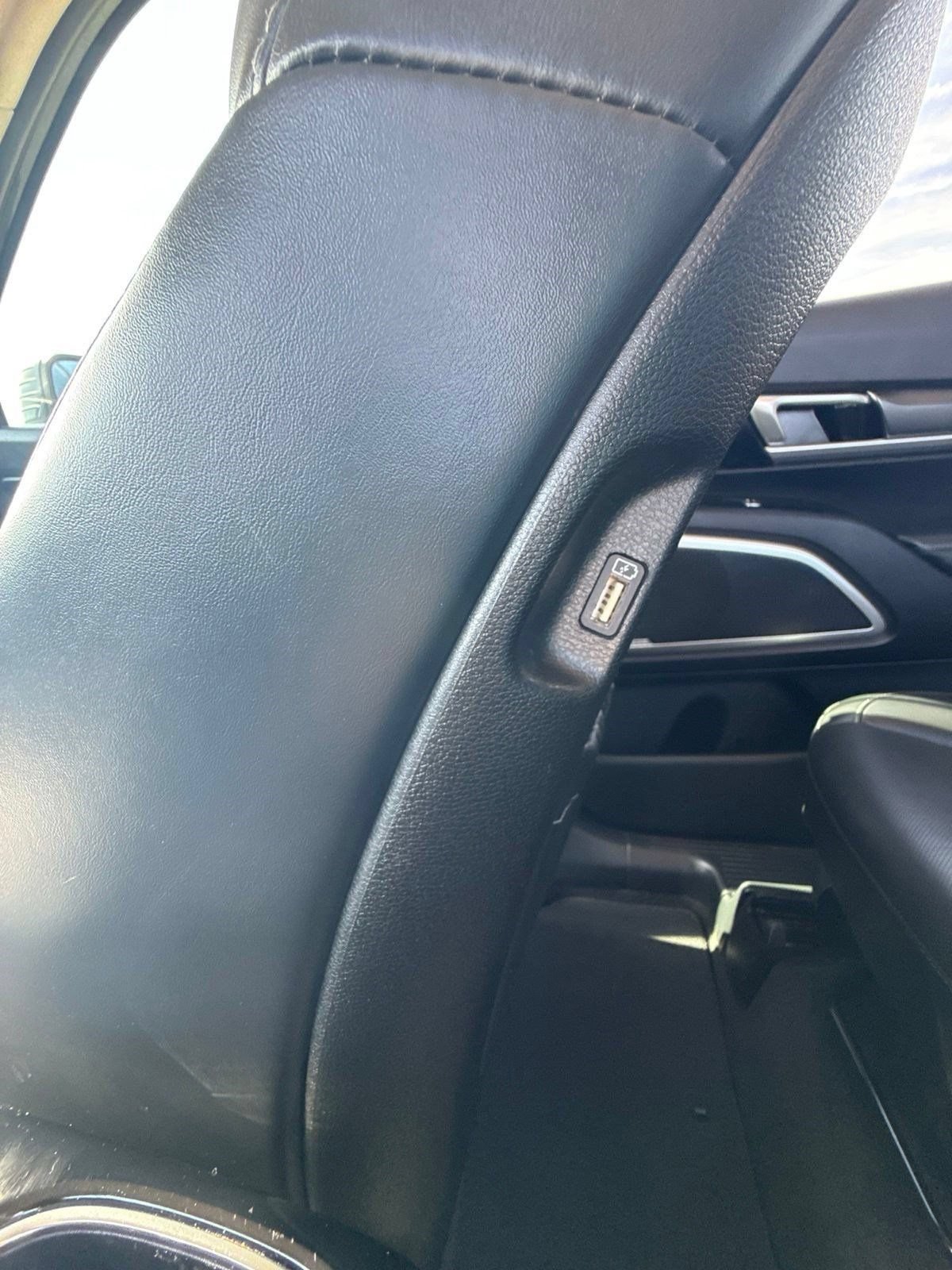 Used 2020 Kia Telluride LX FWD image 20