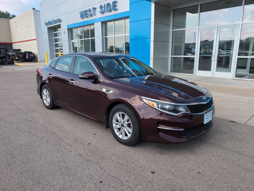 Used 2016 Kia Optima LX FWD image 2