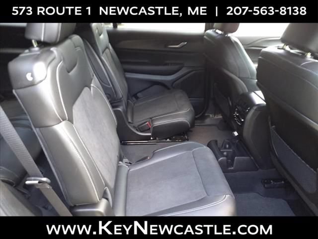 New 2024 Jeep Grand Cherokee L Altitude AWD/4WD image 12