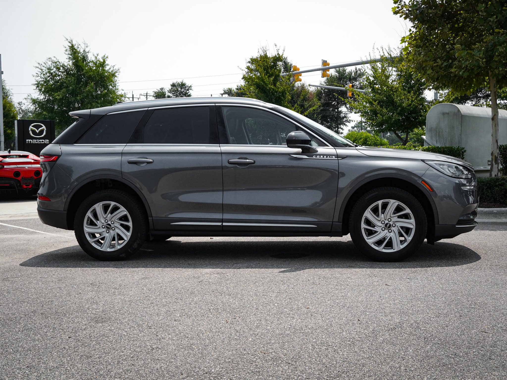 Used 2021 Lincoln Corsair FWD image 11