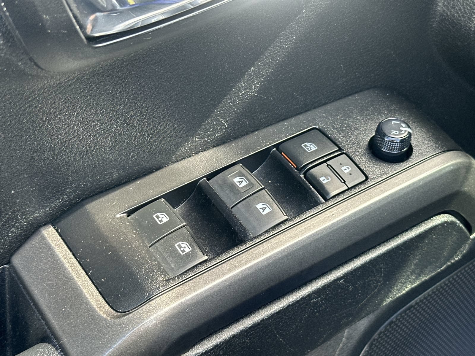 Used 2022 Toyota Tacoma TRD Sport w/ Technology Package AWD/4WD image 15